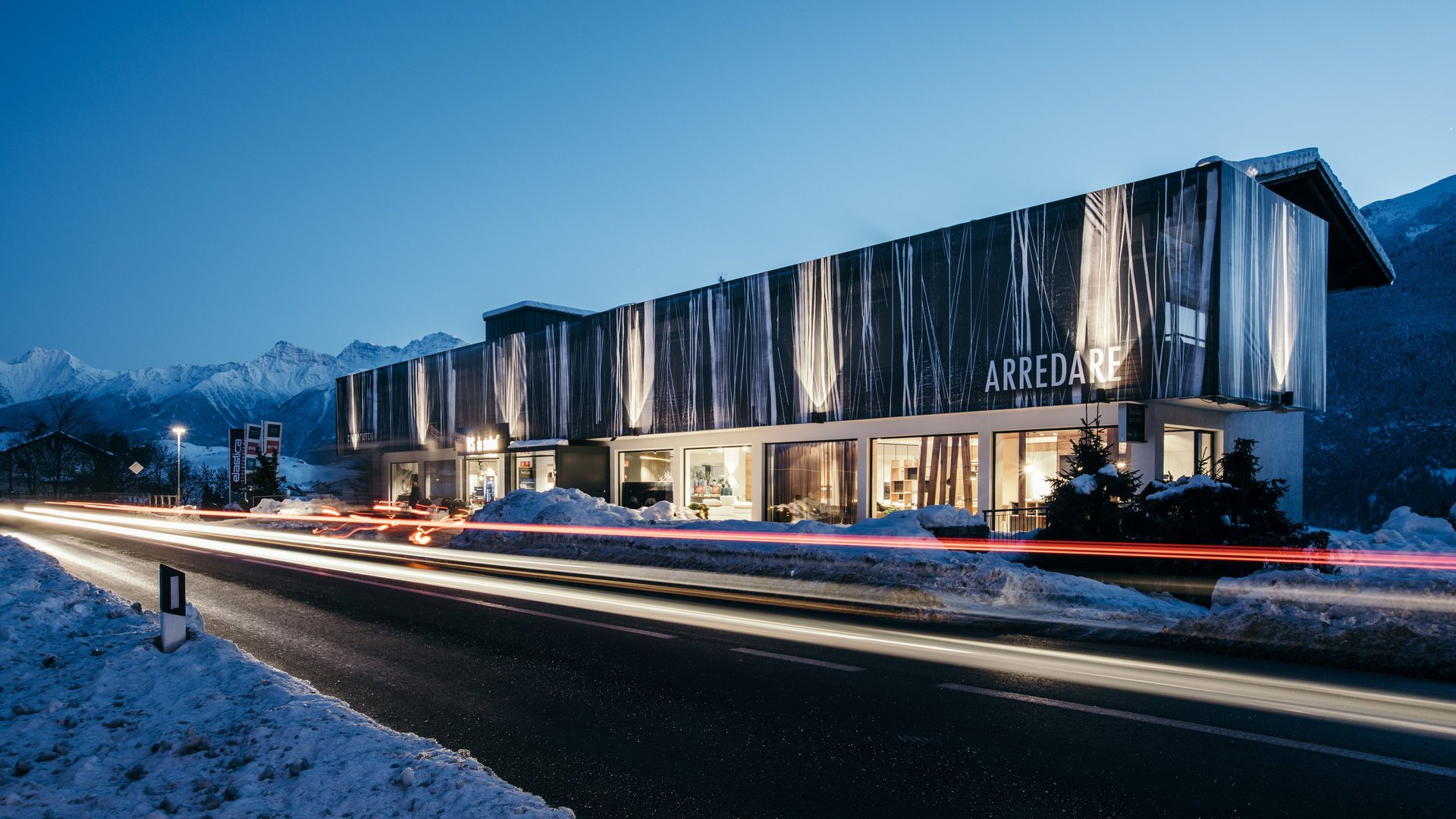 ewe Flagship Partner Einrichtungshaus De Stefani, Italien ewe Flagship Partner Einrichtungshaus De Stefani, Italien